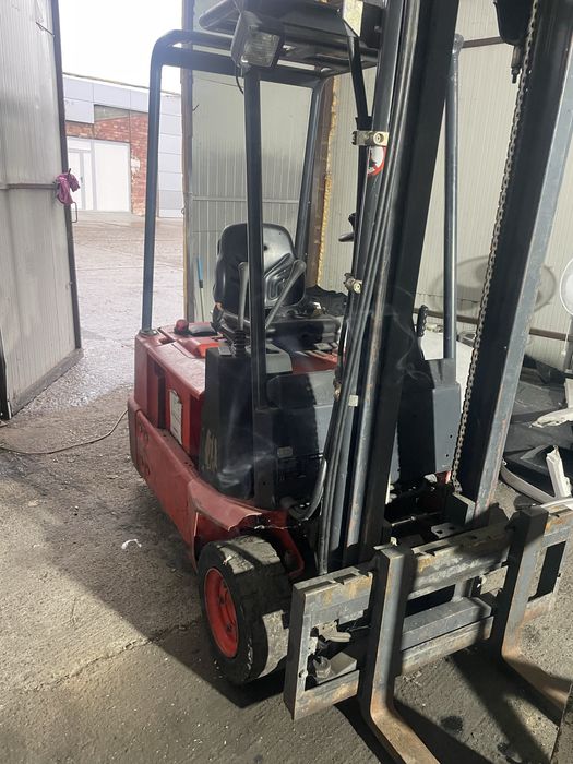 Stivuitor Linde electric+statie incarcare