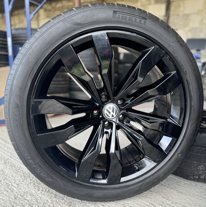 Jante Volkswagen  Touareg R21 Originale Suzuka III Pirelli de vara