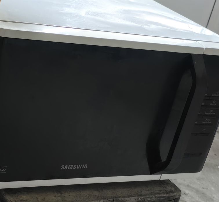 Cuptor cu microunde Samsung 800w