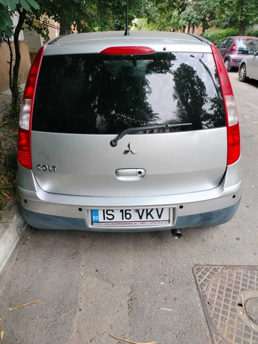 Mitsubishi colt 1.5 benzina automat