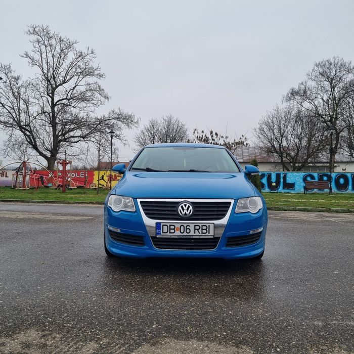 Vând Volkswagen Passat