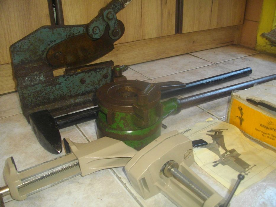 Гилотина Рязане Ламарина Плашка Винторезка Тръби Чук Менгеме Шарнирно