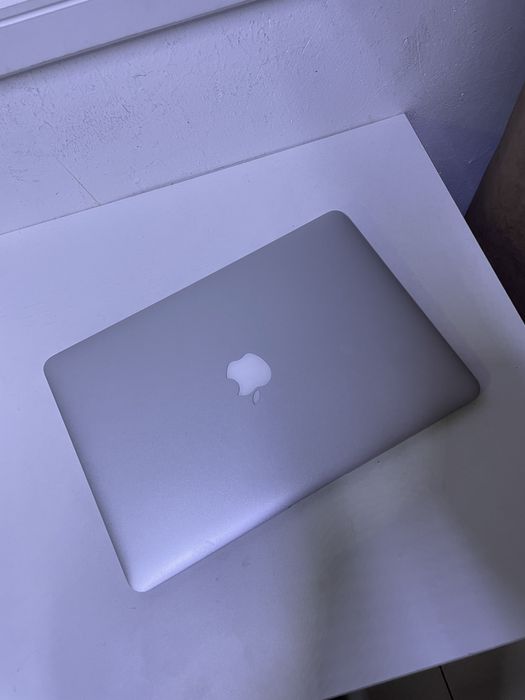 MacBook Air 13 2017 Брат Маркет