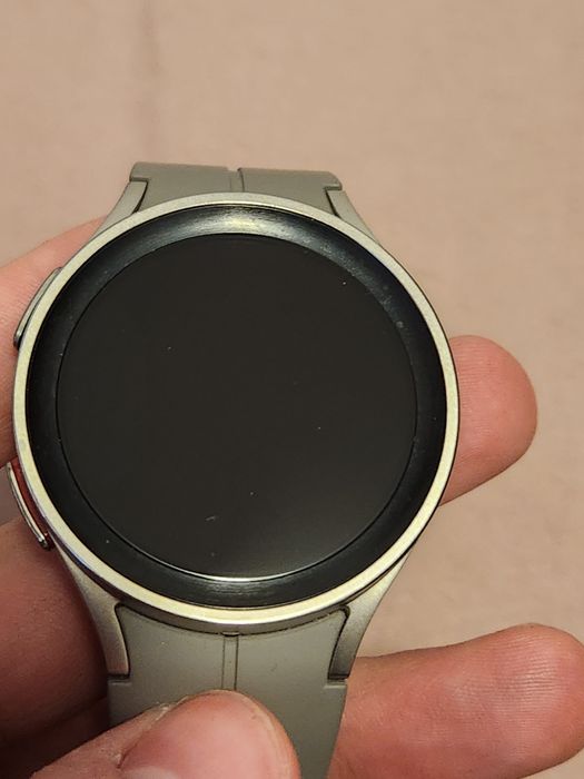 Galaxy watch 5 pro LTE titanium