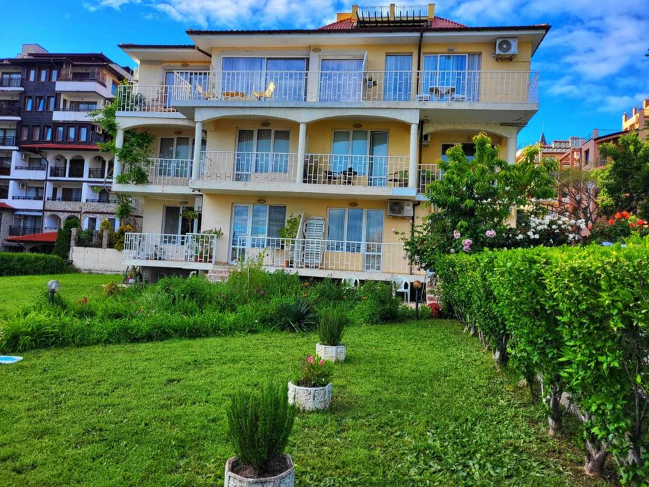 Апартамент Мареа - първа линия, Свети Влас