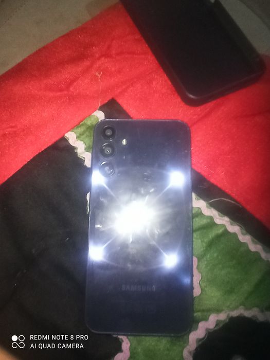 Самсунг а15 128/8