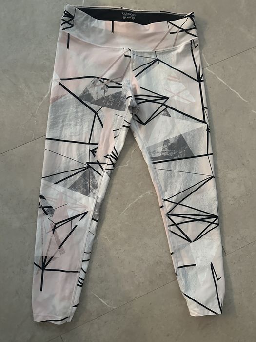Клин Calvin Klein