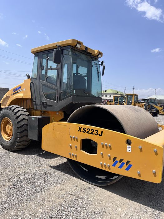 XCMG XS223J бир барабанли вибрацион йўл катоги