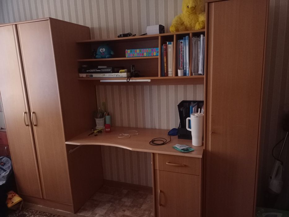 Продам детскую стенку