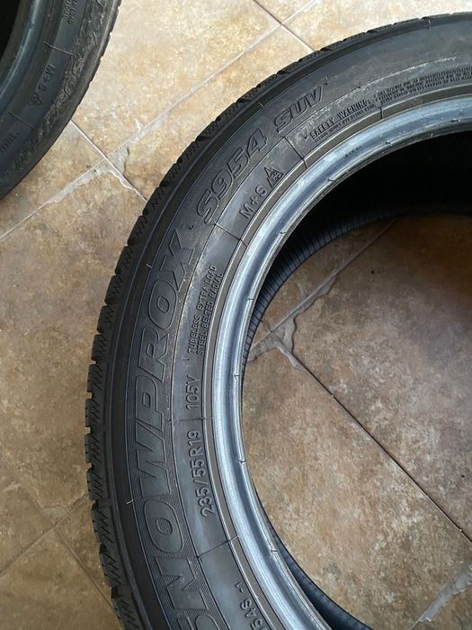 2 x anvelope Toyo iarna 235 55 R19