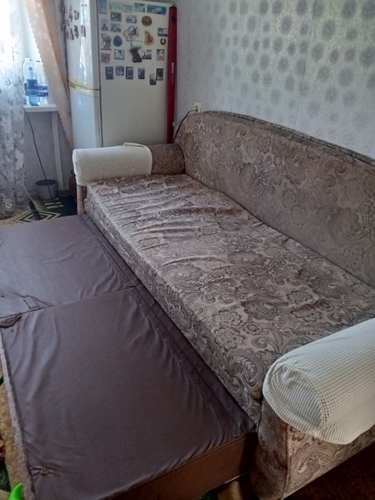 Мягкая мебель, диван