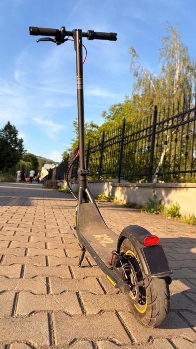 Vând trotinetă electrică JCSD X 8 PRO