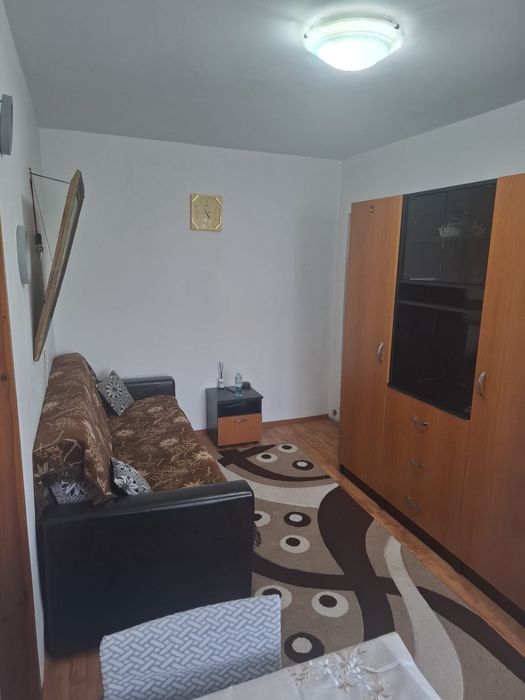 Inchiriez apartament 2 camere