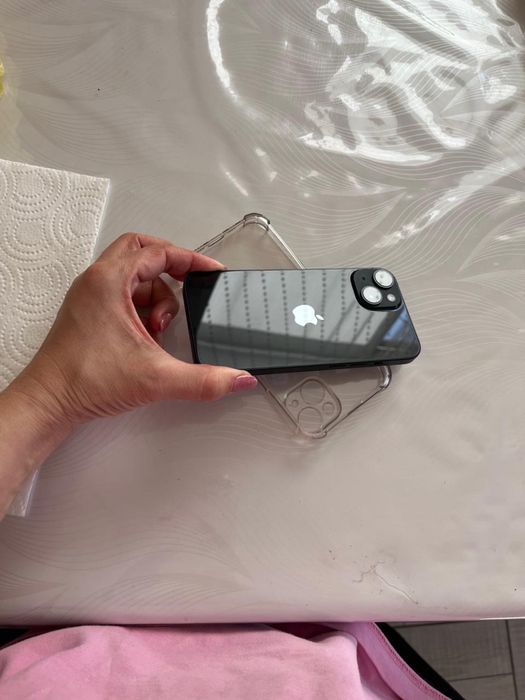 Продам Iphone 14