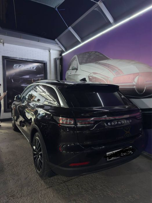 leapmotor c11 srochna sotiladi
