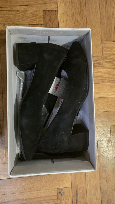 Tamaris Black Suede 40 номер