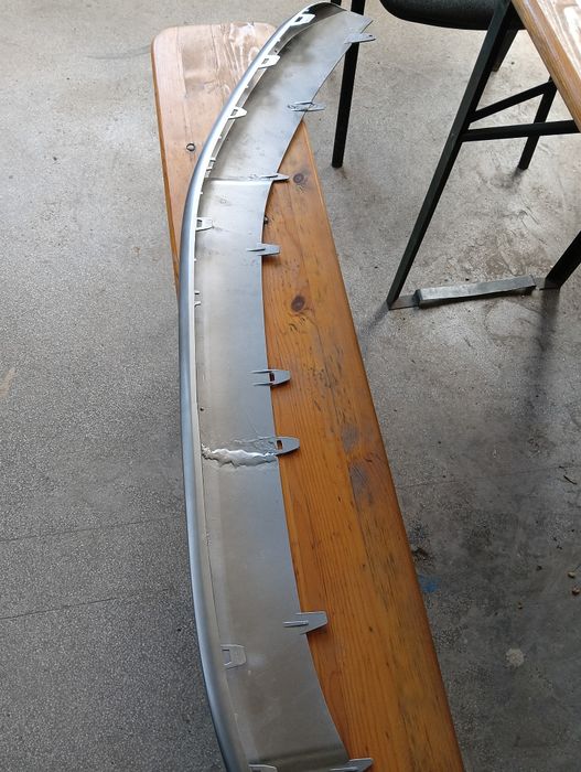 Спойлер за Ауди S8 2012