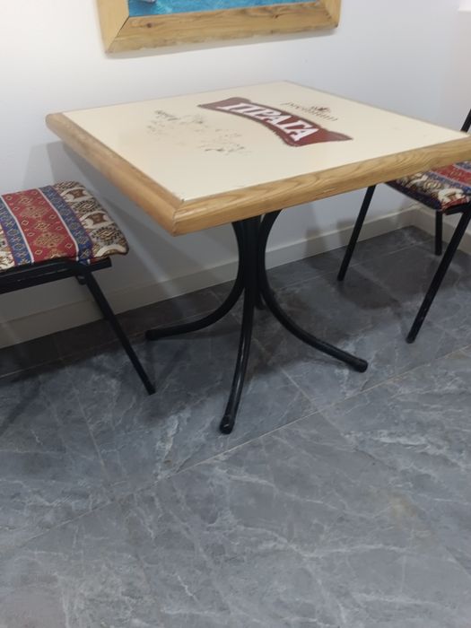 Столы, стулья, мебель для кафе