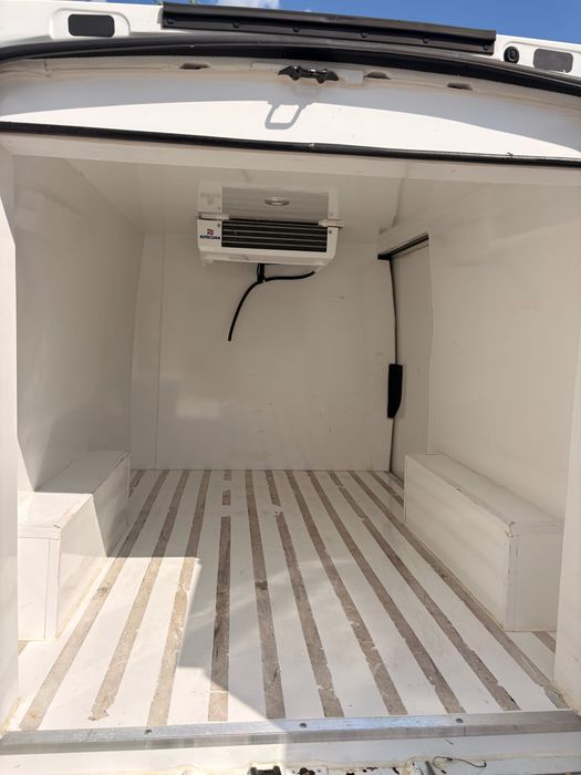 Duba izoterma Toyota Proace motorizare 1.6 fără ad blue