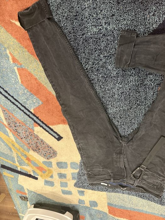 Gstar , Armani exhange , Balenciaga, Guess