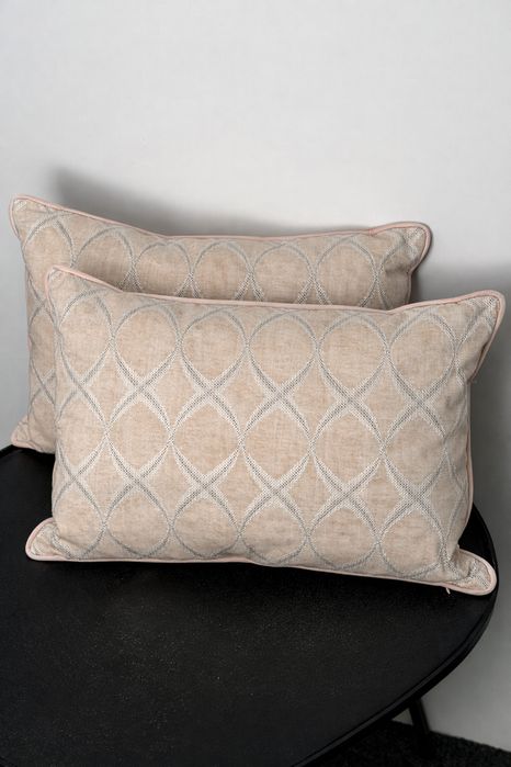 Декоративные подушки