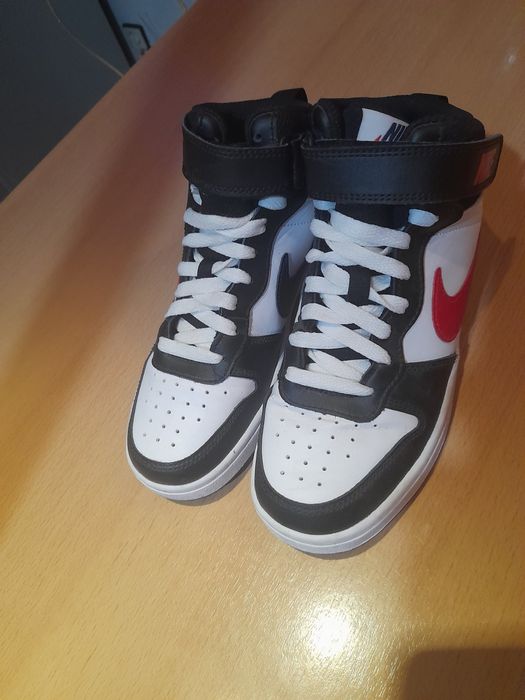 Маратонки NIKE COURT BOROUGH MID2- ползвани само веднъж