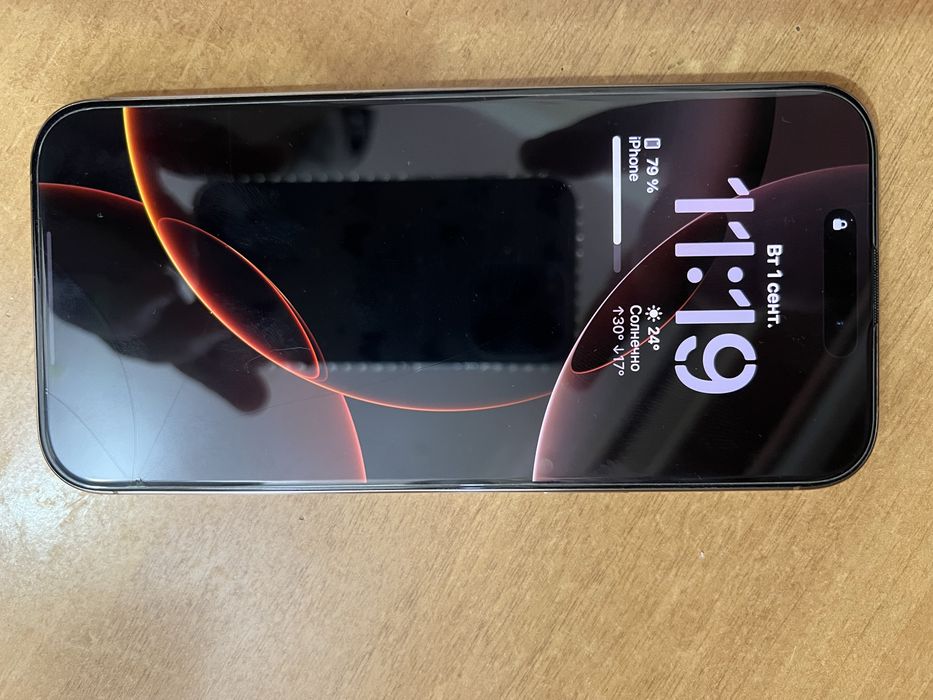 Срочно продается смартфон Apple 16 Pro Max Desert Gold