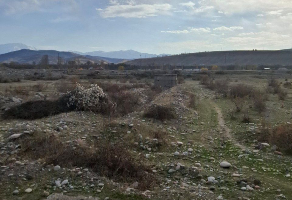 Продаётся земельный участок с ЖД