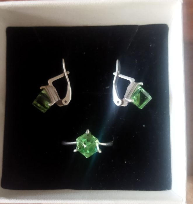 Продаю серебряные украшения. Камни натуральные.