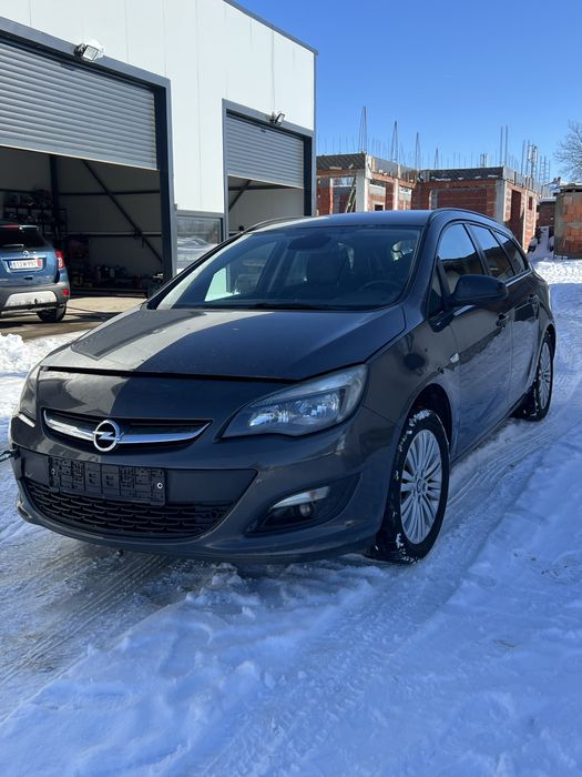 Opel astra J 2015 на части