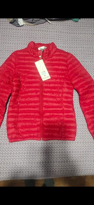 Курткалар сатылады