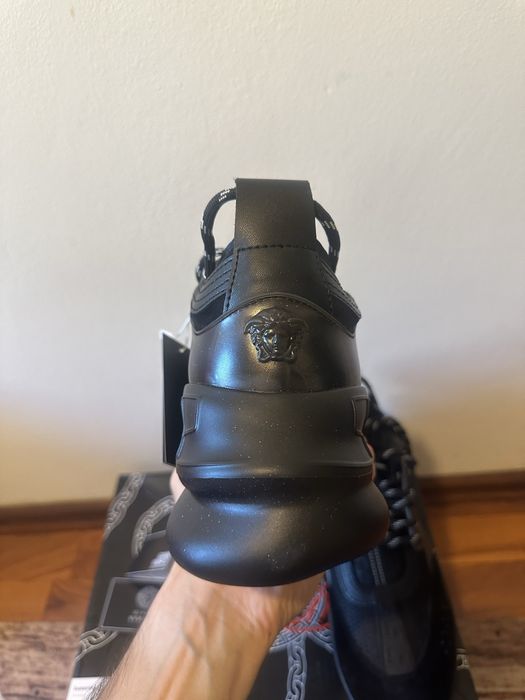 Versace Chain Reaction Black