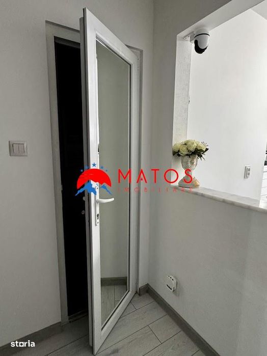 Garsoniera de vanzare Baicoi | De lux | Etaj 4 | zona linistita |