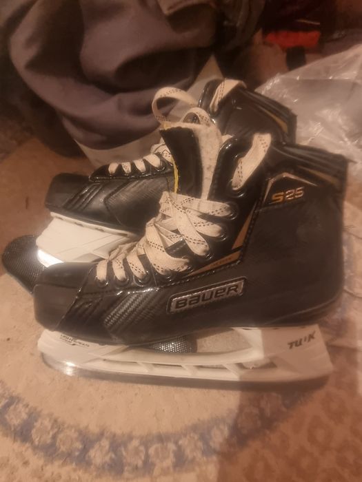 Продам коньки отличного состояния