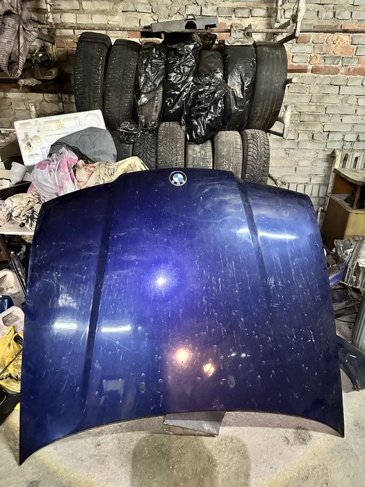 Продам капот на BMW e36