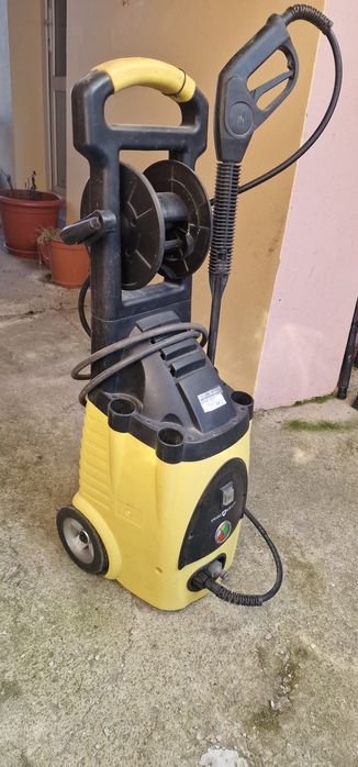 Aparat de spălat cu presiune