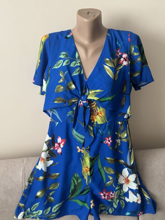 Salopeta fete marimea S cu eticheta