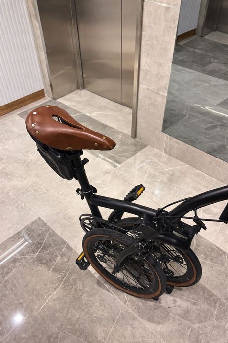 Кожаное велосипедное седло