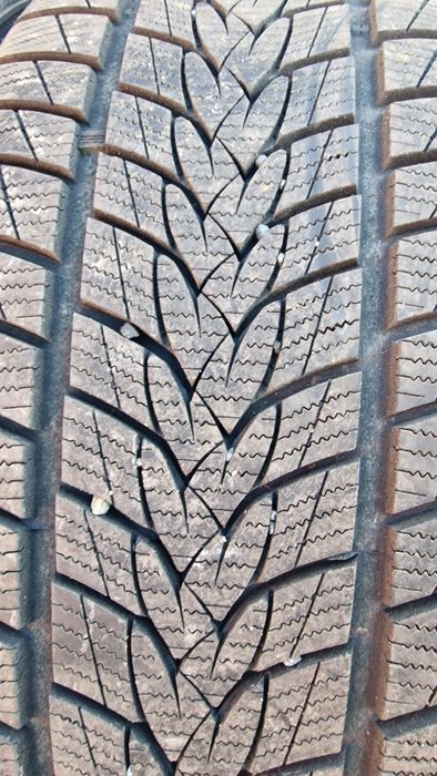 Anvelope 255/45R19 marca Tristar, DOT 2025,8 mm,M+S