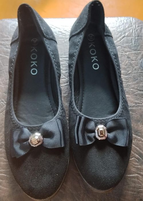 Продам школьные вещи и обувь