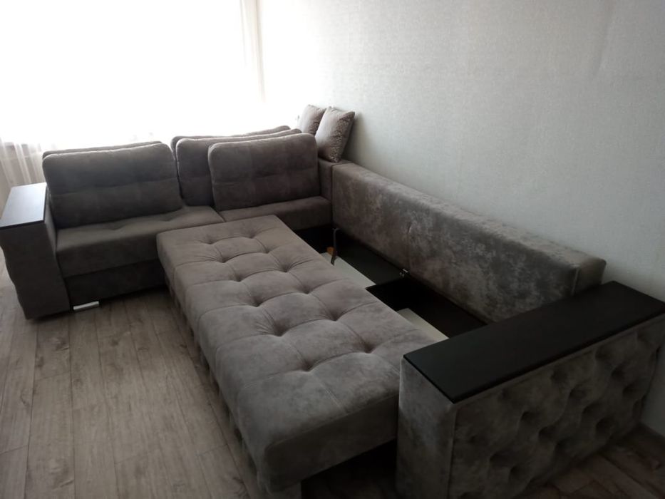 Продам большой диван