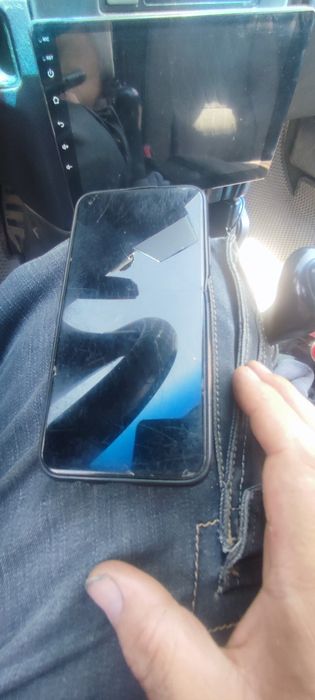 Продам сотовый телефон huawei p40 lite