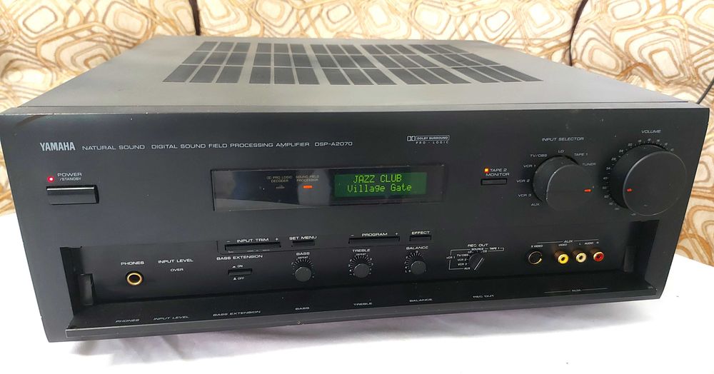 Amplificator Yamaha DSP A2070 (zis si monstru) 21 kg