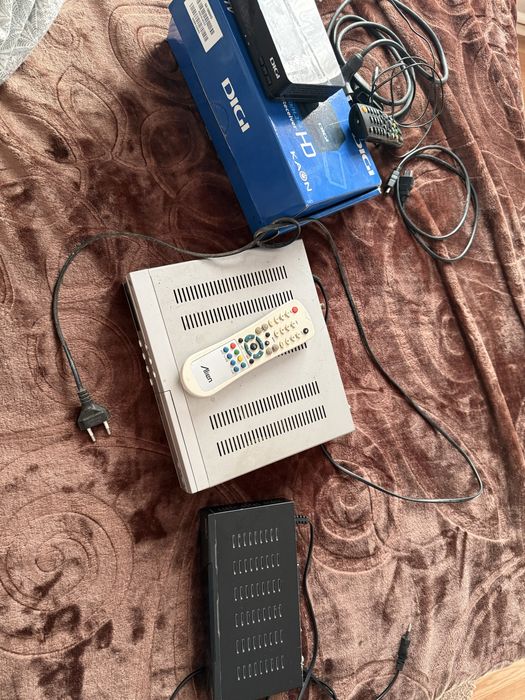 Decodor Digi TV HD HSS-1160NA + NA1000 HD + Boca HD30 – pachet 3 buc