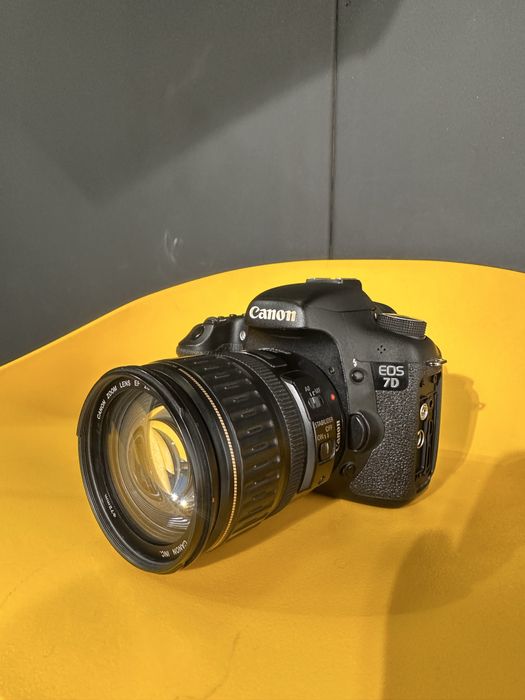 Canon 7D с проф обьективом 28:135