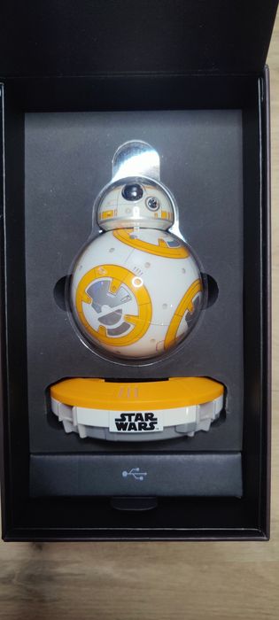 Sphero Bb-8 робот