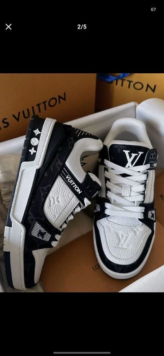 Adidași Louis Vuitton