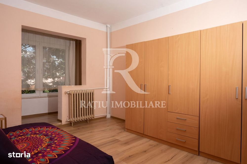 Apartament cu 3 camere | 2 băi | 2 balcoane | Strada Carpați | Oradea