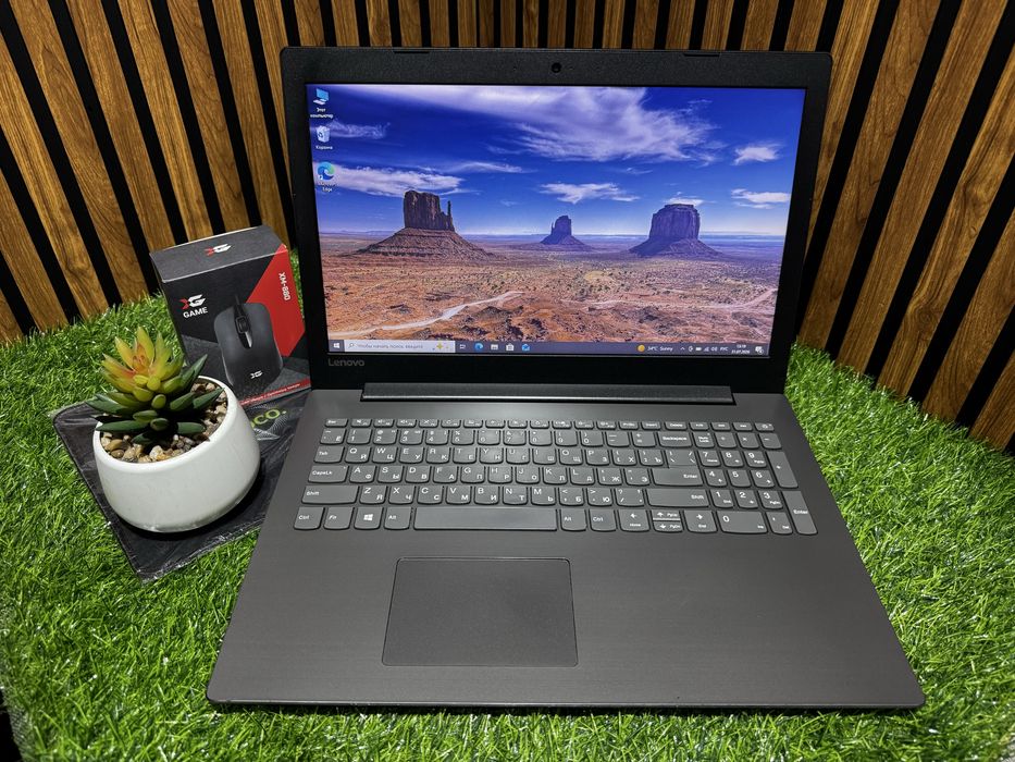 Ноутбук Lenovo ideaPad 330 Core i3-8130U/8GB/SSD256GB/Intel