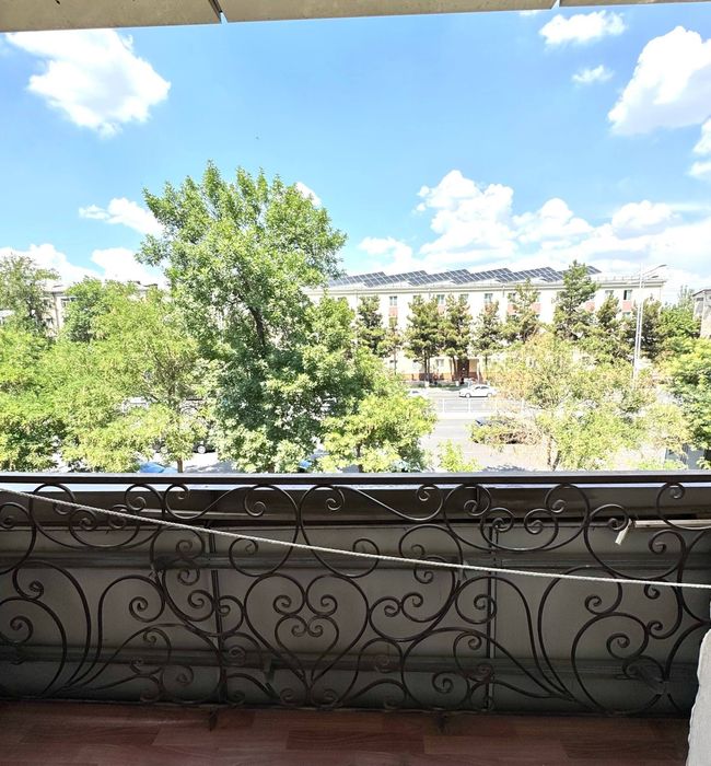 ® Метро Новза‼️36м² 1/3/4 Чиланзар 1 хороший ремонт балконом 1,2х6